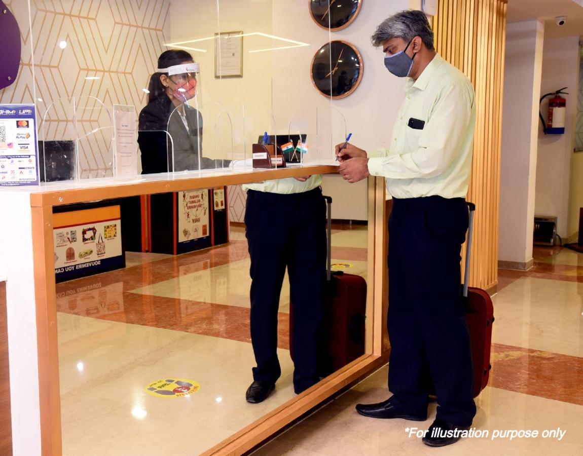 Kaveri Hotel Bed & Breakfast マイソール エクステリア 写真