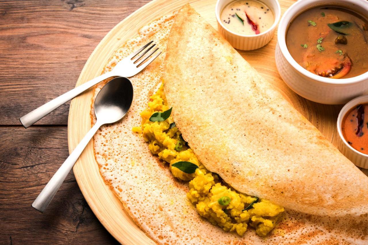 Kaveri Hotel Bed & Breakfast マイソール エクステリア 写真