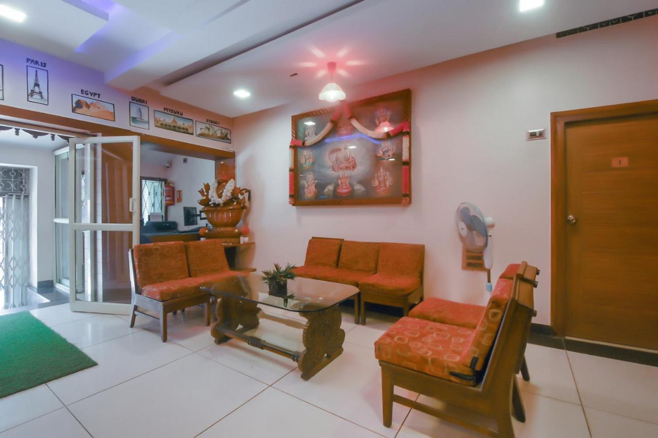Kaveri Hotel Bed & Breakfast マイソール エクステリア 写真