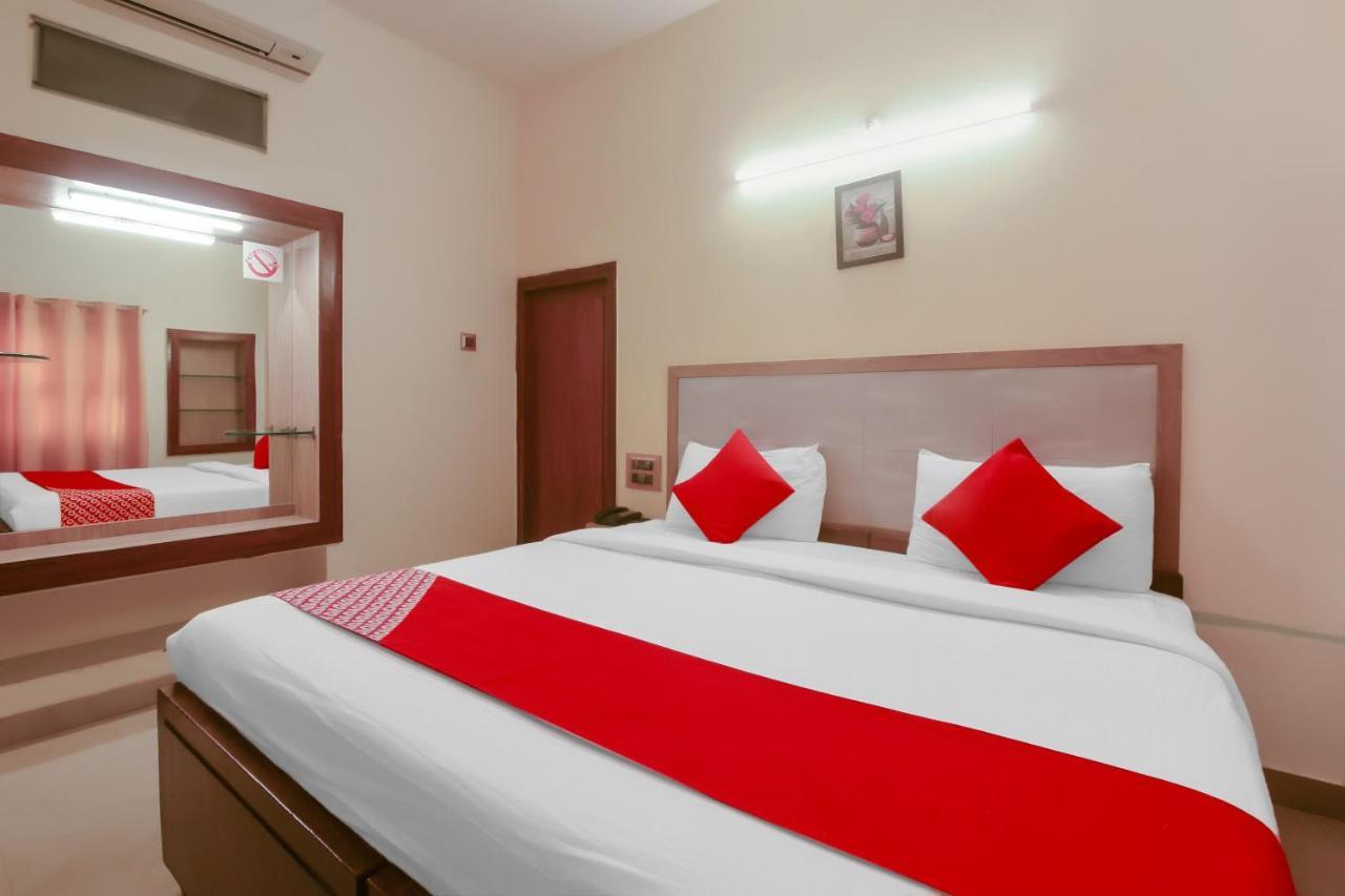 Kaveri Hotel Bed & Breakfast マイソール エクステリア 写真