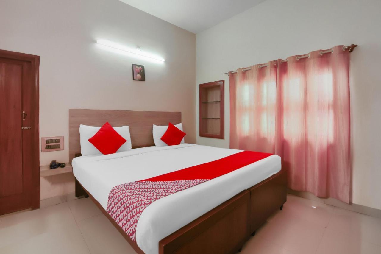 Kaveri Hotel Bed & Breakfast マイソール エクステリア 写真